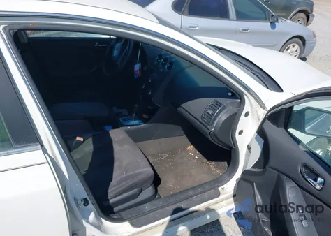 2011 Nissan Altima 2.5 S from USA, damaged, VIN 1N4AL2AP7BC123658